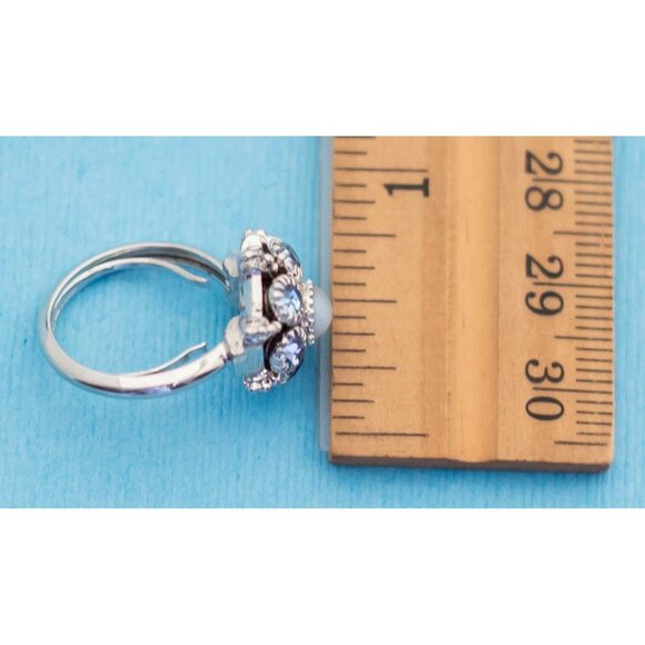 Vintage Snow Princess Ring by Avon - Size 5 - N28 - Picture 3 of 3